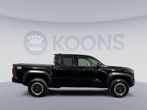 Used 2026 Toyota Tacoma TRD Off-Road AWD/4WD image 12