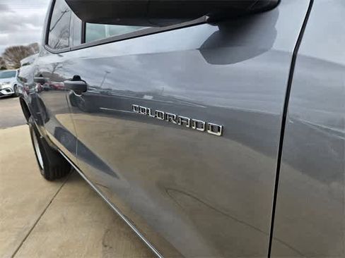 Used 2023 Chevrolet Colorado W/T image 11