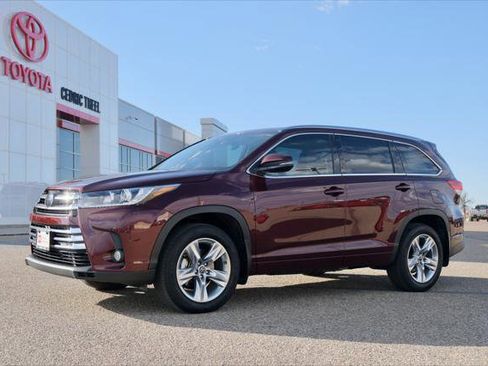Certified 2018 Toyota Highlander Limited w/ Carpet Mat Package (TMS) image 1
