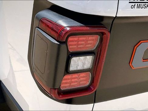 Used 2020 Jeep Gladiator Mojave AWD/4WD image 23