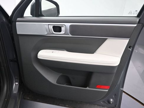 Used 2025 Hyundai Santa Fe SEL FWD image 21