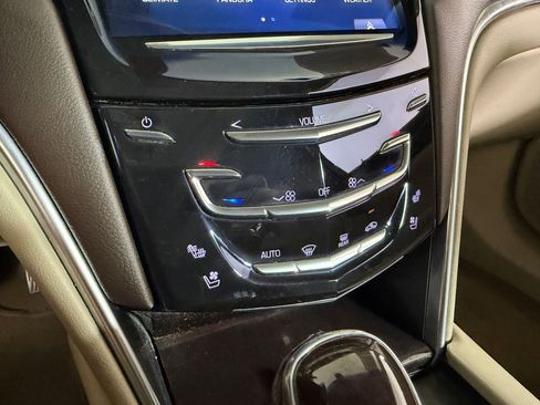 Used 2016 Cadillac XTS Luxury FWD image 15