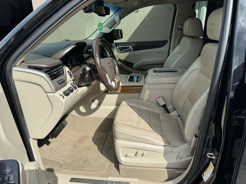 Used 2019 GMC Yukon Denali w/ Open Road Package AWD/4WD image 15