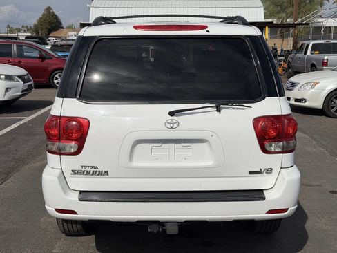 Used 2007 Toyota Sequoia SR5 image 7