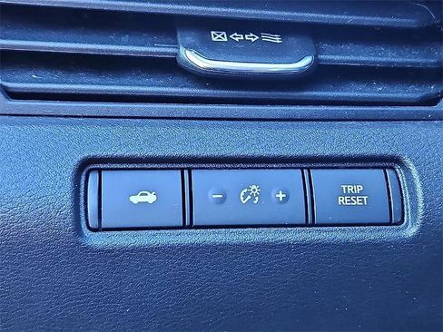 Certified 2023 Nissan Altima 2.5 SR image 24