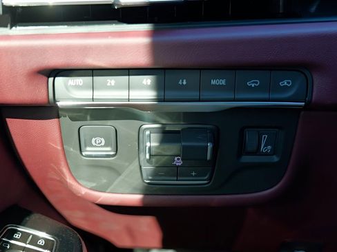 New 2025 Cadillac Escalade Sport w/ Touring Package AWD/4WD image 17