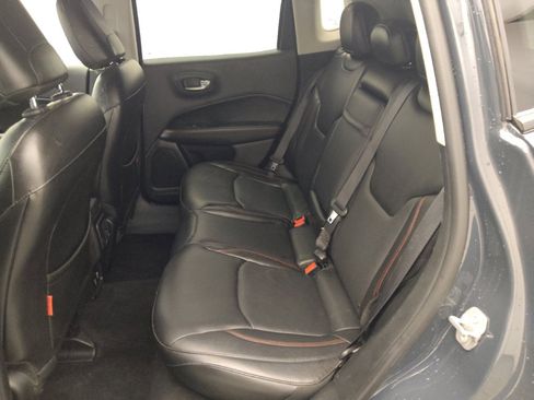 Used 2018 Jeep Compass Trailhawk AWD/4WD image 18