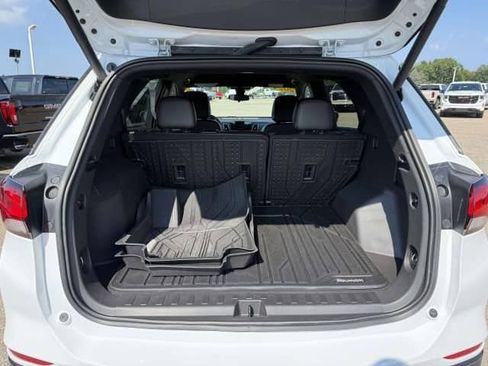 Used 2024 Chevrolet Equinox RS AWD/4WD image 8