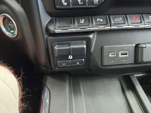 Certified 2022 GMC Sierra 3500 AT4 w/ AT4 Premium Plus Package image 25