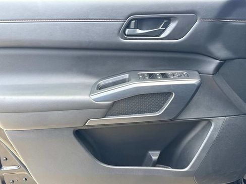Used 2025 Nissan Pathfinder Rock Creek AWD/4WD image 25