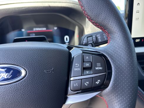 Used 2025 Ford Explorer ST AWD/4WD image 20