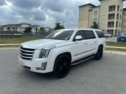 Used 2016 Cadillac Escalade ESV Luxury