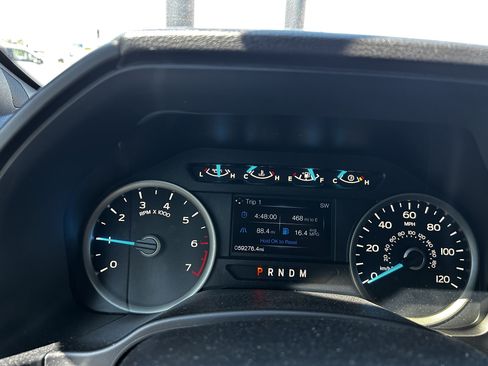 Used 2019 Toyota Tacoma SR5 AWD/4WD image 17