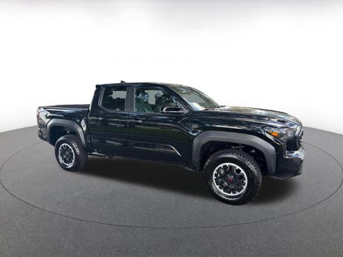 Used 2024 Toyota Tacoma TRD Off-Road AWD/4WD image 37