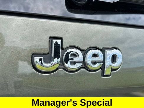 Used 2019 Jeep Cherokee Latitude Plus AWD/4WD image 52