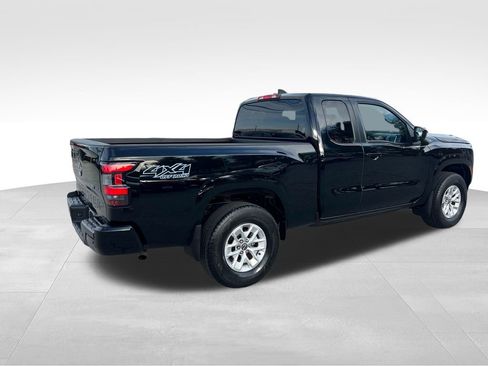 Used 2024 Nissan Frontier SV w/ Technology Package image 6