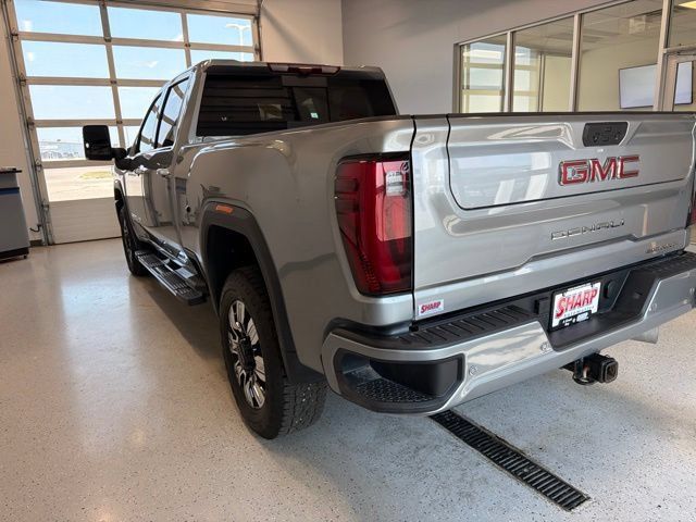 Used 2025 GMC Sierra 3500 Denali w/ Denali Reserve Package AWD/4WD image 7