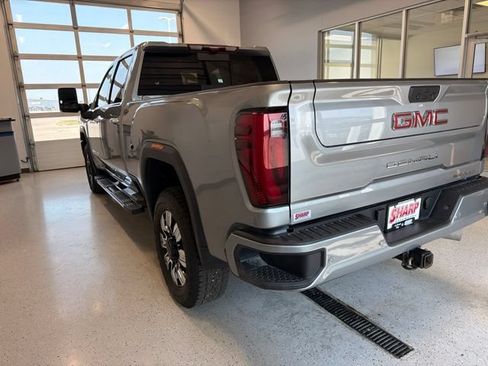 Used 2025 GMC Sierra 3500 Denali w/ Denali Reserve Package AWD/4WD image 7