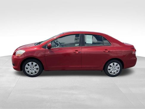 Used 2010 Toyota Yaris Sedan FWD image 6
