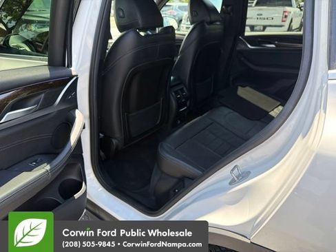 Used 2018 BMW X3 xDrive30i w/ Premium Package AWD/4WD image 27