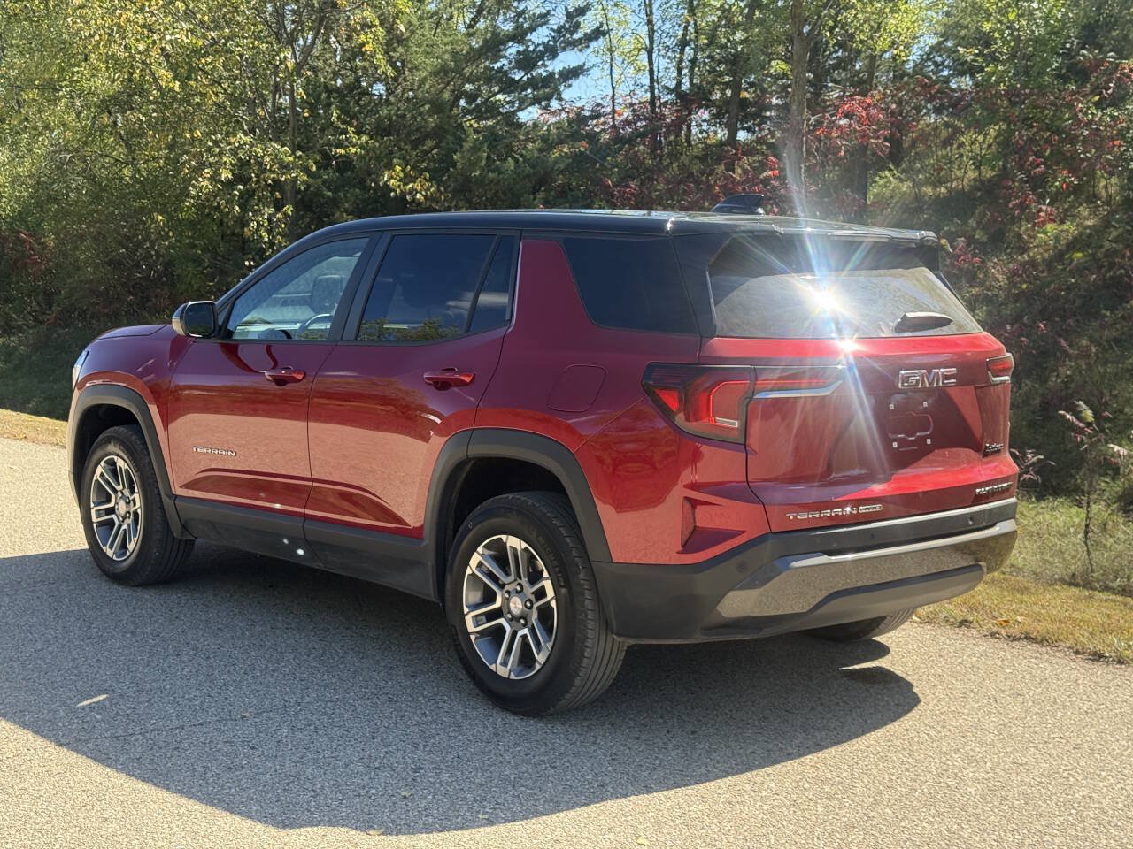 Used 2025 GMC Terrain Elevation AWD/4WD image 7