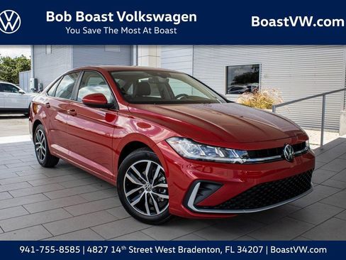 New 2025 Volkswagen Jetta SE image 1