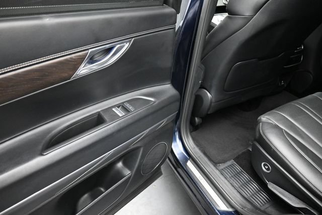 Used 2024 Genesis GV80 2.5T AWD/4WD image 16