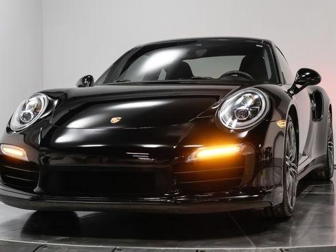Used 2015 Porsche 911 Turbo S w/ Premium Plus Package image 78