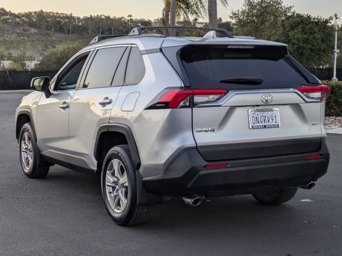 Used 2023 Toyota RAV4 XLE image 7