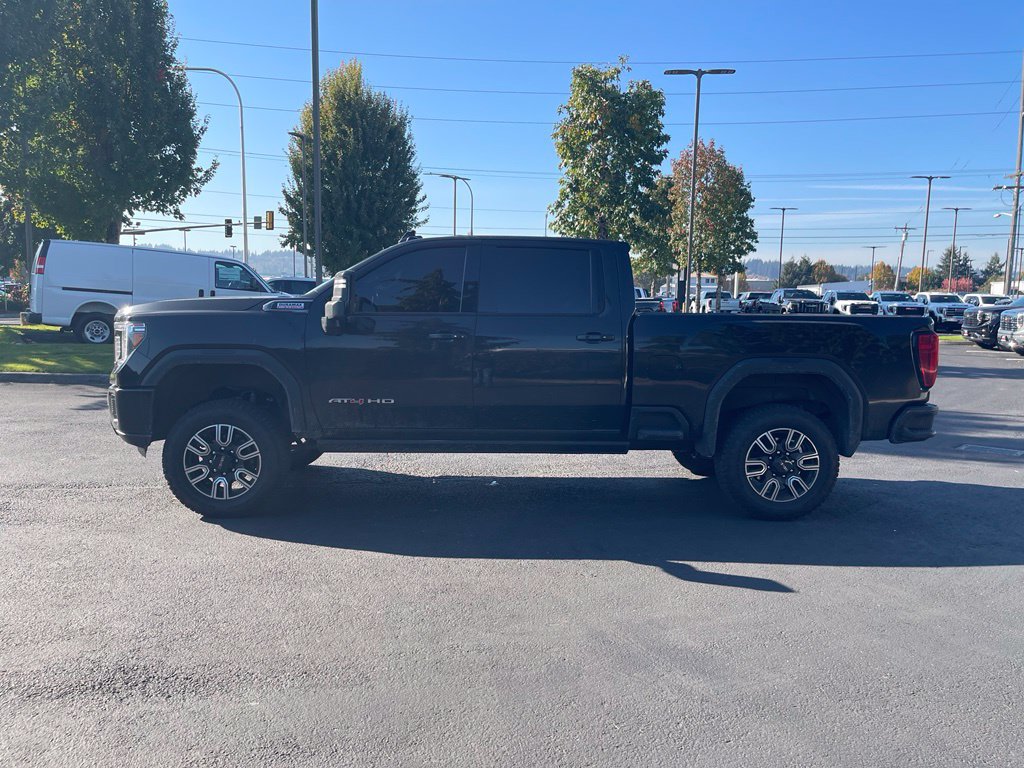 Used 2022 GMC Sierra 3500 AT4 w/ AT4 Premium Plus Package AWD/4WD image 2