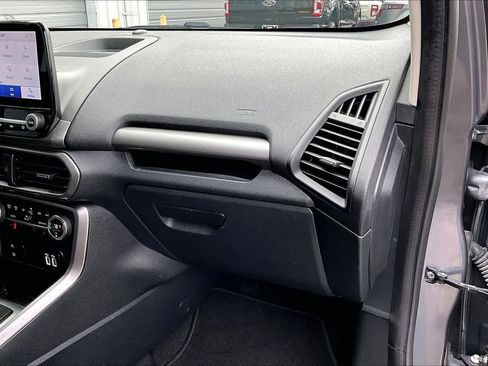 Used 2021 Ford EcoSport SE image 18