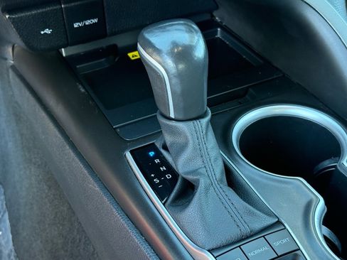 Used 2024 Toyota Camry XLE image 25