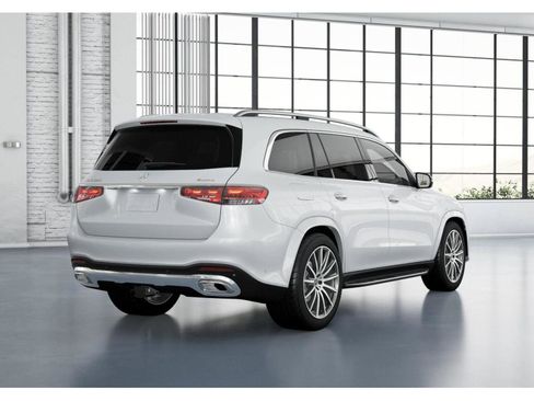 New 2026 Mercedes-Benz GLS 580 4MATIC image 22