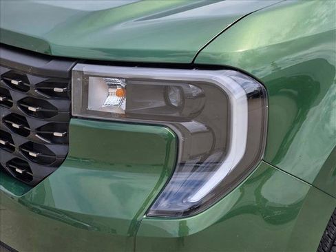 Used 2025 Ford Maverick Lariat w/ 4K Tow Package AWD/4WD image 8