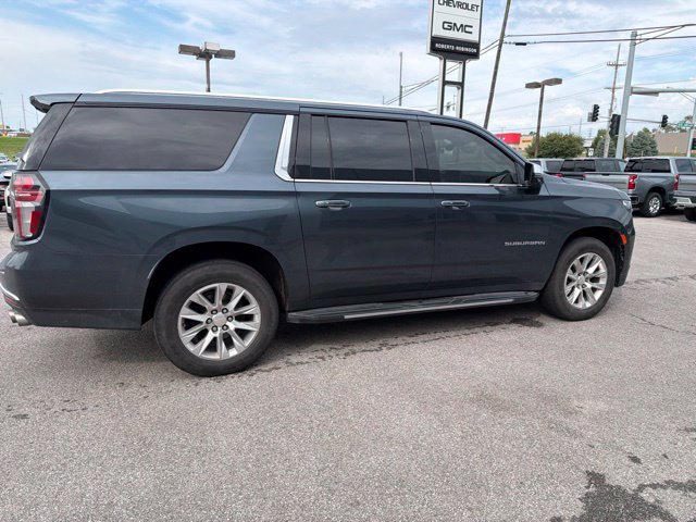 Used 2021 Chevrolet Suburban Premier w/ Premium Package AWD/4WD image 15