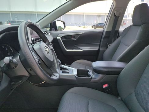 Used 2023 Toyota RAV4 LE FWD image 15