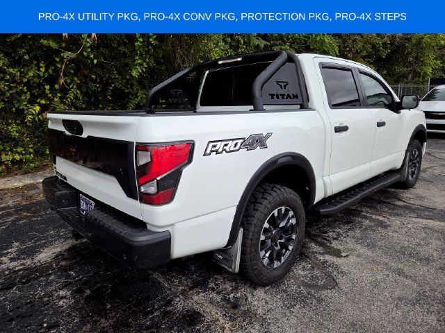 Used 2020 Nissan Titan PRO-4X w/ Pro-4x Convenience Package AWD/4WD image 5