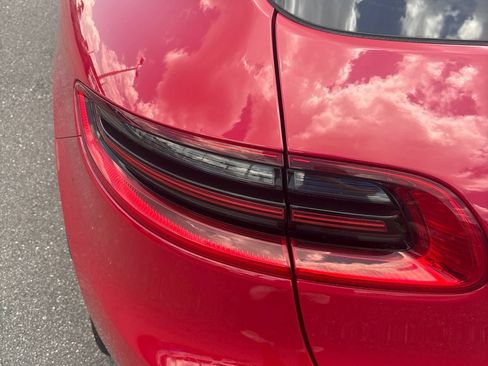Used 2018 Porsche Macan S AWD/4WD image 11