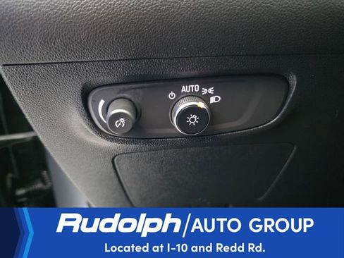 Used 2025 Buick Encore GX Preferred AWD/4WD image 12