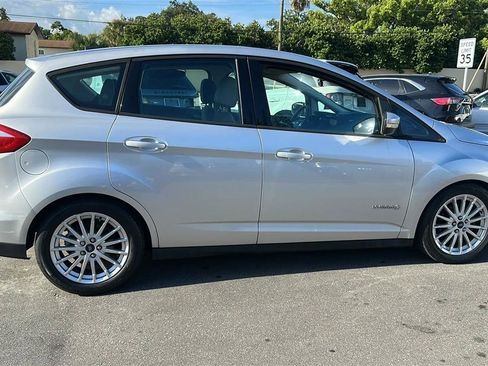 Used 2013 Ford C-MAX SE FWD image 9