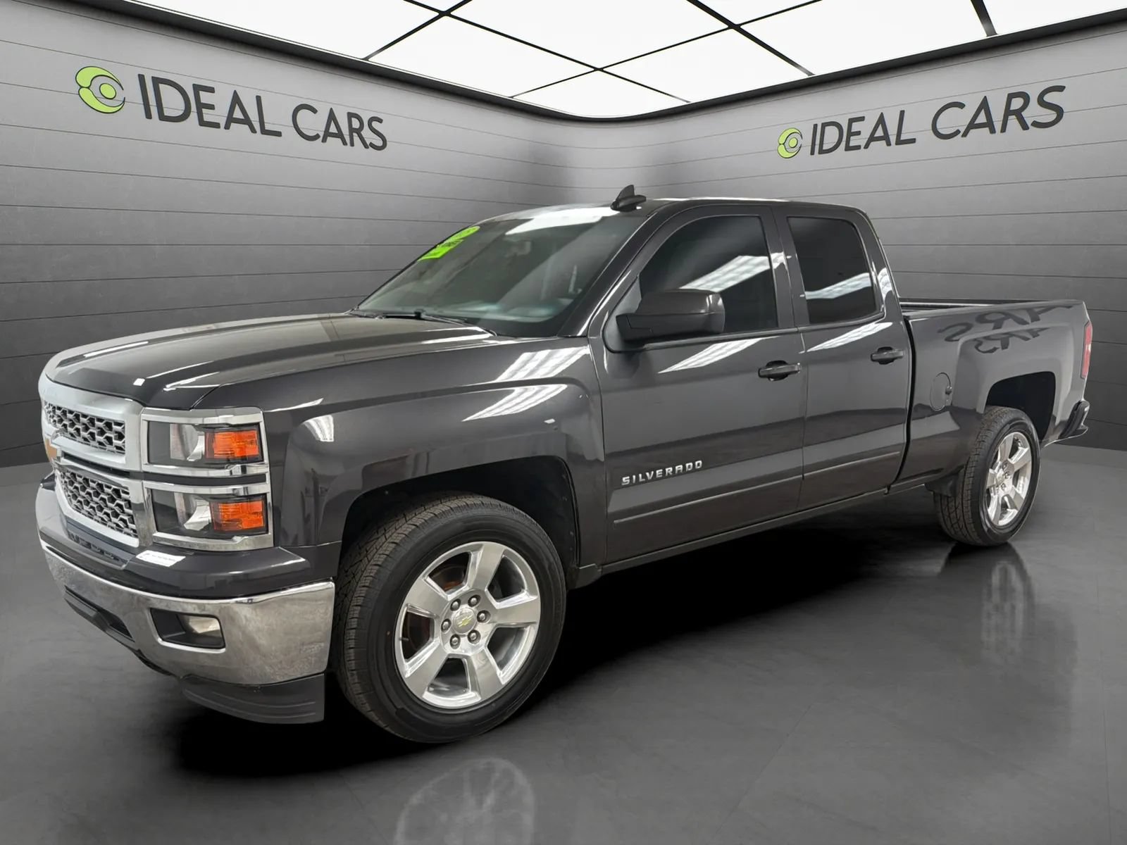 Used 2015 Chevrolet Silverado 1500 LT w/ LT Convenience Package RWD image 1