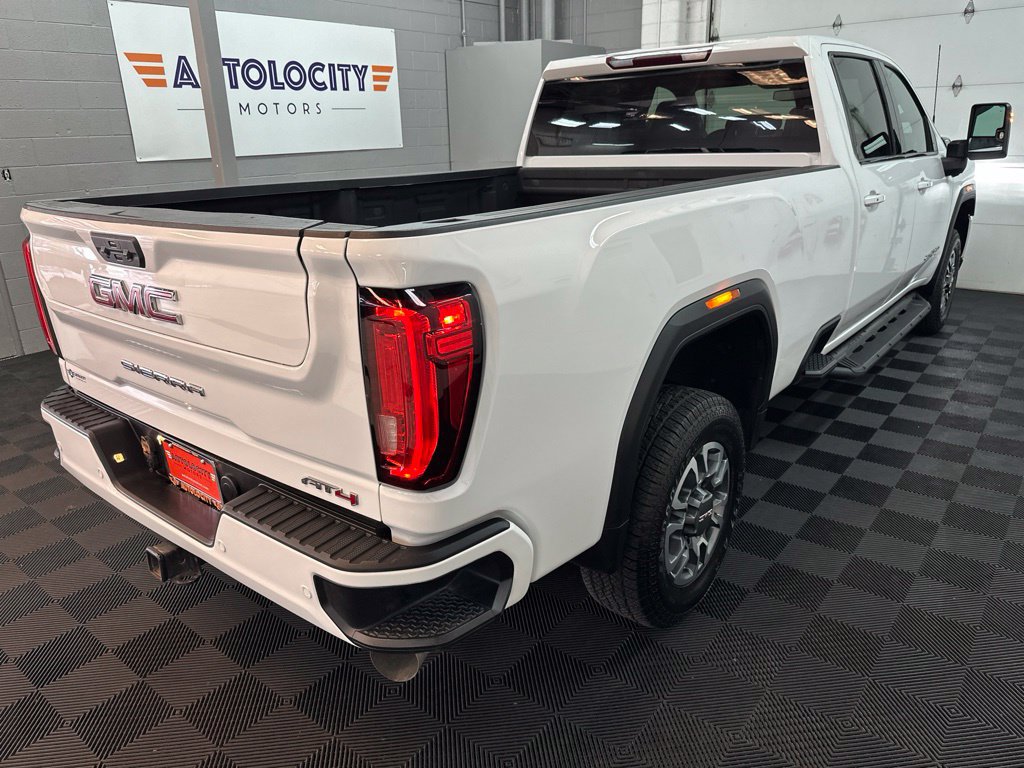 Used 2023 GMC Sierra 2500 AT4 w/ Driver Alert Package I AWD/4WD image 9