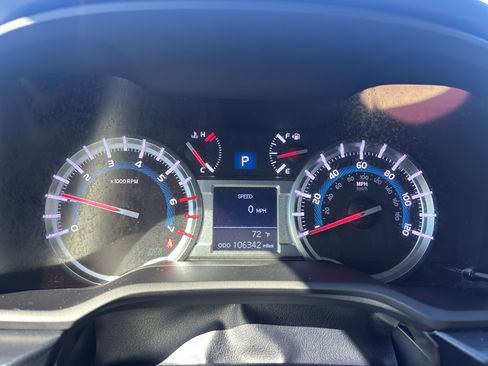 Used 2018 Toyota 4Runner SR5 image 14