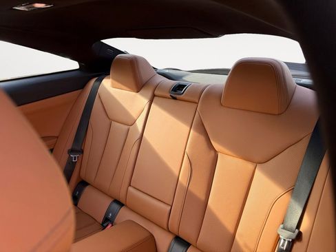 Used 2023 BMW M440i Coupe w/ Premium Package image 29