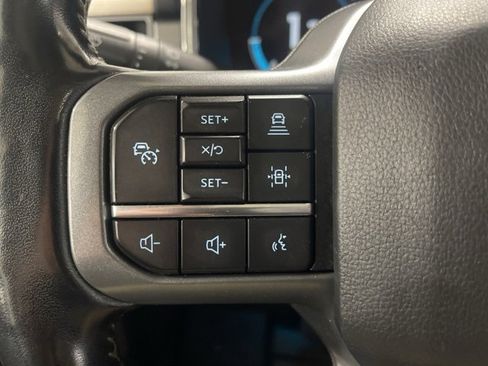 Used 2022 Ford F150 Lariat w/ Equipment Group 502A High image 39