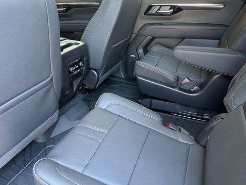 New 2026 Chevrolet Suburban RST w/ Comfort Package AWD/4WD image 11