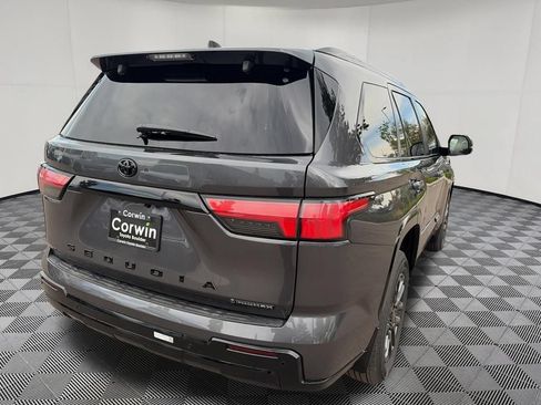 Used 2026 Toyota Sequoia Platinum AWD/4WD image 8