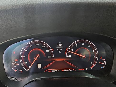 Used 2019 BMW 540i xDrive image 33