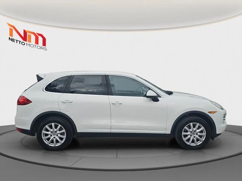 Used 2014 Porsche Cayenne image 6