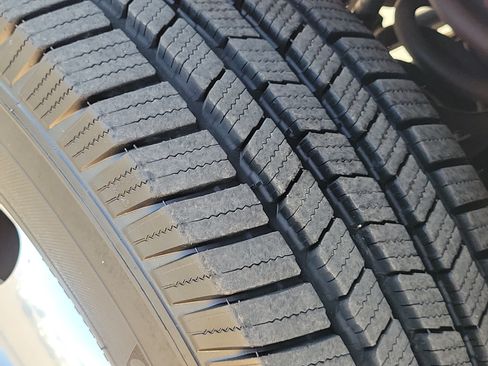 Used 2007 Ford F350 Lariat AWD/4WD image 16